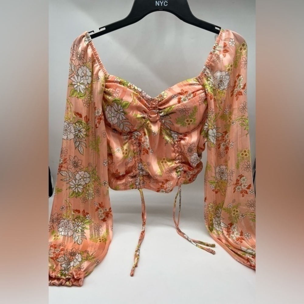 Madden boho long sleeve crop NWT